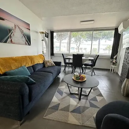 Apartment Joli T3 A 200m Sud 4 Personnes Parking Calme *